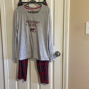EUC~Let’s Get Cozy Woman’s Large “Momma Bear” 2 Piece Long Sleeve Pajama Set